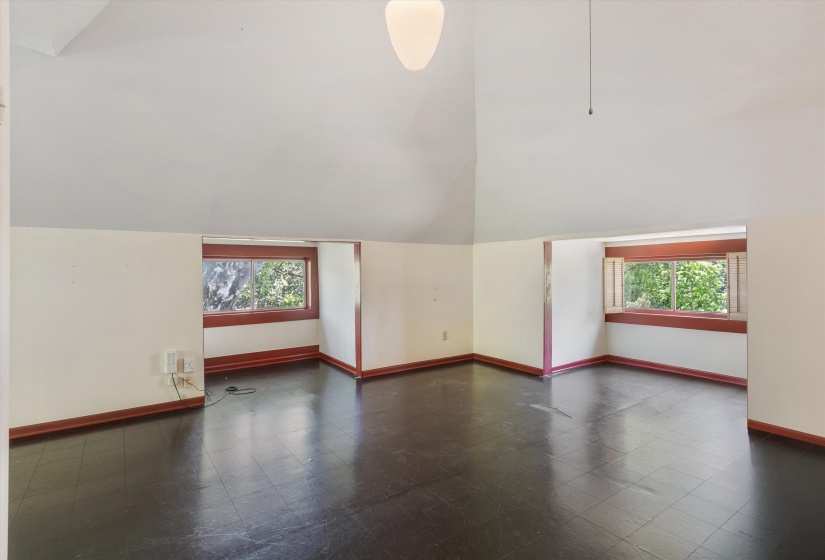 1662 FOREST AVE, Memphis, Tennessee 38112, 4 Bedrooms Bedrooms, 10 Rooms Rooms,2.1 BathroomsBathrooms,Residential,For Sale,FOREST,10219785
