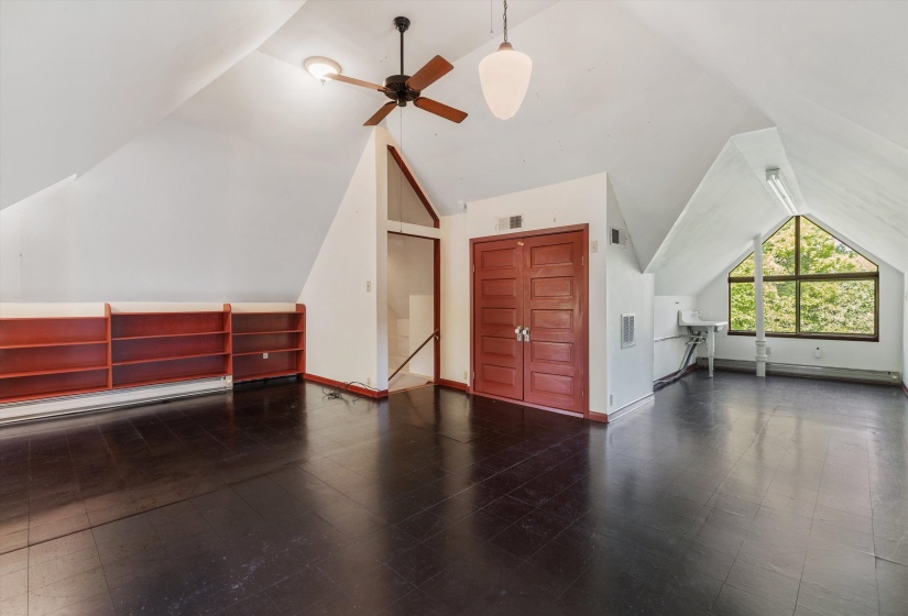 1662 FOREST AVE, Memphis, Tennessee 38112, 4 Bedrooms Bedrooms, 10 Rooms Rooms,2.1 BathroomsBathrooms,Residential,For Sale,FOREST,10219785