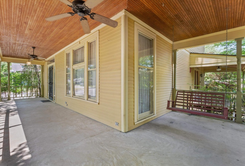 1662 FOREST AVE, Memphis, Tennessee 38112, 4 Bedrooms Bedrooms, 10 Rooms Rooms,2.1 BathroomsBathrooms,Residential,For Sale,FOREST,10219785