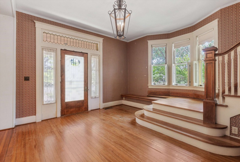 1662 FOREST AVE, Memphis, Tennessee 38112, 4 Bedrooms Bedrooms, 10 Rooms Rooms,2.1 BathroomsBathrooms,Residential,For Sale,FOREST,10219785