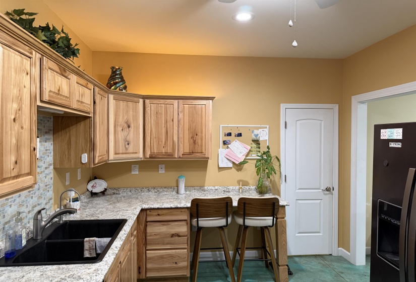 710 HARLON IRON RD, Adamsville, Tennessee 38310, 4 Bedrooms Bedrooms, 12 Rooms Rooms,2 BathroomsBathrooms,Residential,For Sale,HARLON IRON,10219787