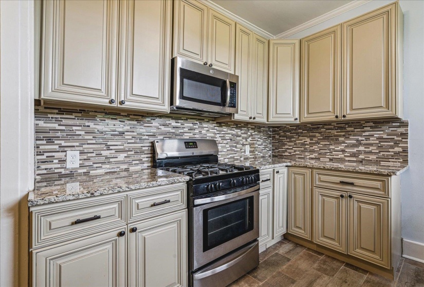 1583 VANCE AVE, Memphis, Tennessee 38104, 3 Bedrooms Bedrooms, 8 Rooms Rooms,2 BathroomsBathrooms,Residential,For Sale,VANCE,10219789