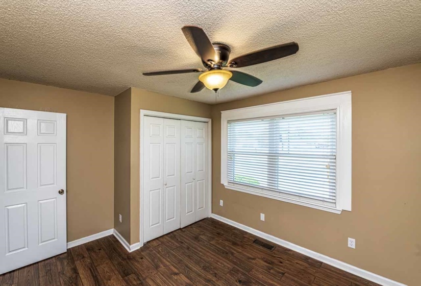 1163 MCLAUGHLIN DR, Munford, Tennessee 38058, 3 Bedrooms Bedrooms, 6 Rooms Rooms,2 BathroomsBathrooms,Residential,For Sale,MCLAUGHLIN,10219795