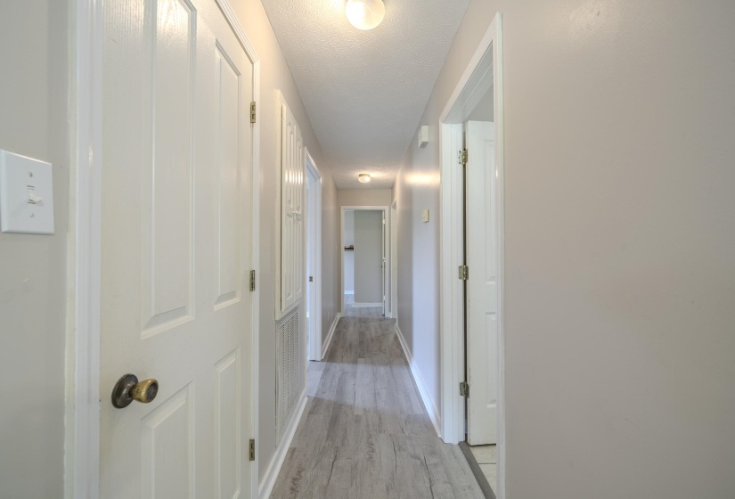 220 LINDEN LN, Adamsville, Tennessee 38310, 3 Bedrooms Bedrooms, 7 Rooms Rooms,2 BathroomsBathrooms,Residential,For Sale,LINDEN,10219796