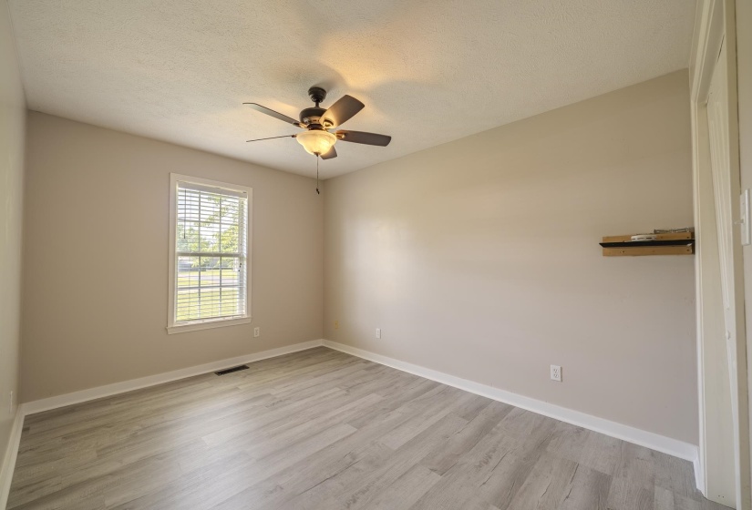 220 LINDEN LN, Adamsville, Tennessee 38310, 3 Bedrooms Bedrooms, 7 Rooms Rooms,2 BathroomsBathrooms,Residential,For Sale,LINDEN,10219796