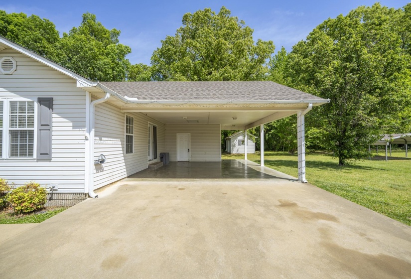 220 LINDEN LN, Adamsville, Tennessee 38310, 3 Bedrooms Bedrooms, 7 Rooms Rooms,2 BathroomsBathrooms,Residential,For Sale,LINDEN,10219796