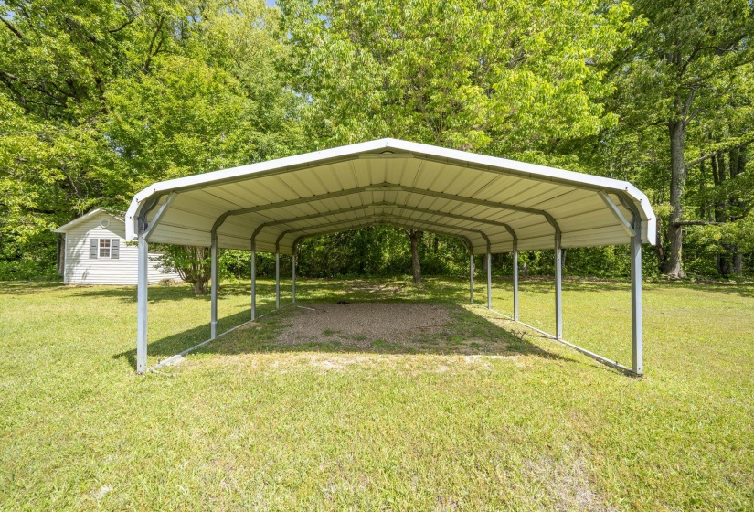 220 LINDEN LN, Adamsville, Tennessee 38310, 3 Bedrooms Bedrooms, 7 Rooms Rooms,2 BathroomsBathrooms,Residential,For Sale,LINDEN,10219796