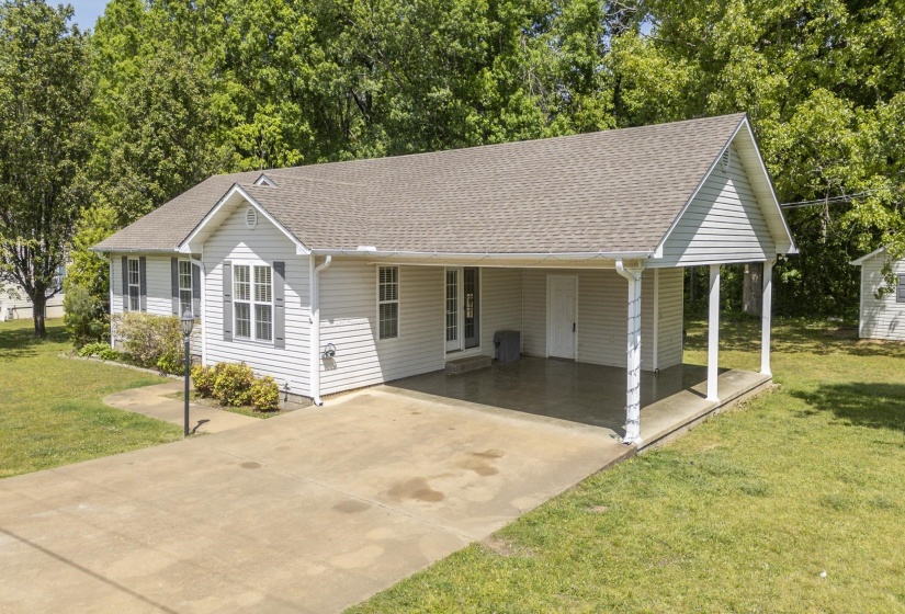220 LINDEN LN, Adamsville, Tennessee 38310, 3 Bedrooms Bedrooms, 7 Rooms Rooms,2 BathroomsBathrooms,Residential,For Sale,LINDEN,10219796
