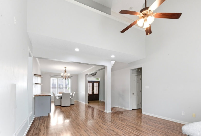 4669 SHIRA DR, Bartlett, Tennessee 38002, 4 Bedrooms Bedrooms, 8 Rooms Rooms,2.1 BathroomsBathrooms,Residential,For Sale,SHIRA,10219797