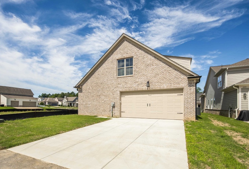 225 FREEDOM LN, Rossville, Tennessee 38066, 3 Bedroom Bedrooms, 6 Room Rooms,3 BathroomBathrooms,Residential,For Sale,FREEDOM,0,10219805