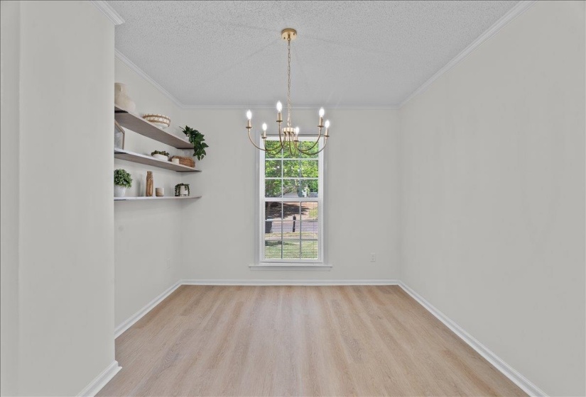 3083 LIVE OAK ST, Memphis, Tennessee 38115, 4 Bedrooms Bedrooms, 7 Rooms Rooms,2 BathroomsBathrooms,Residential,For Sale,LIVE OAK,10219806