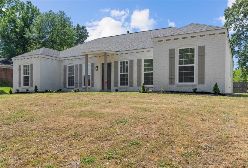 3083 LIVE OAK ST, Memphis, Tennessee 38115, 4 Bedrooms Bedrooms, 7 Rooms Rooms,2 BathroomsBathrooms,Residential,For Sale,LIVE OAK,10219806