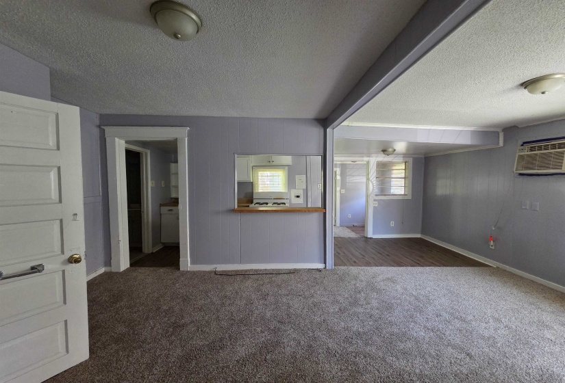 1320 FAXON AVE, Memphis, Tennessee 38104-6840, 2 Bedrooms Bedrooms, 5 Rooms Rooms,1 BathroomBathrooms,Rental Properties,For Sale,FAXON,10219854