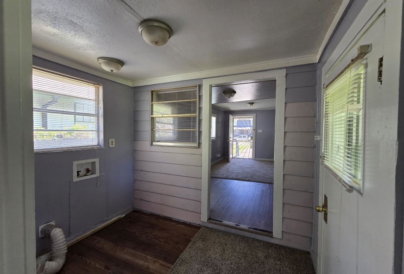 1320 FAXON AVE, Memphis, Tennessee 38104-6840, 2 Bedrooms Bedrooms, 5 Rooms Rooms,1 BathroomBathrooms,Rental Properties,For Sale,FAXON,10219854