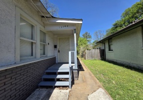 1320 FAXON AVE, Memphis, Tennessee 38104-6840, 2 Bedrooms Bedrooms, 5 Rooms Rooms,1 BathroomBathrooms,Rental Properties,For Sale,FAXON,10219854