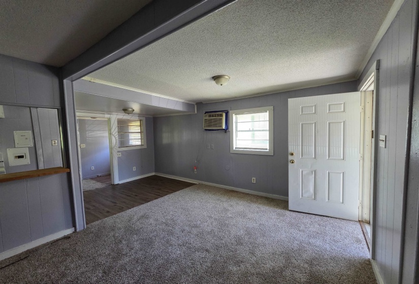 1320 FAXON AVE, Memphis, Tennessee 38104-6840, 2 Bedrooms Bedrooms, 5 Rooms Rooms,1 BathroomBathrooms,Rental Properties,For Sale,FAXON,10219854