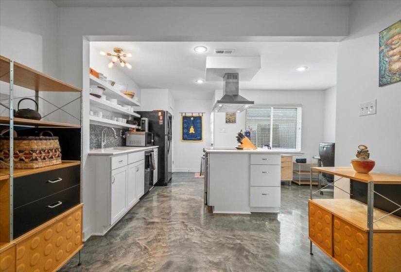 510 PEABODY SQ, Memphis, Tennessee 38104, 2 Bedrooms Bedrooms, 5 Rooms Rooms,1.1 BathroomsBathrooms,Residential,For Sale,PEABODY,10219817