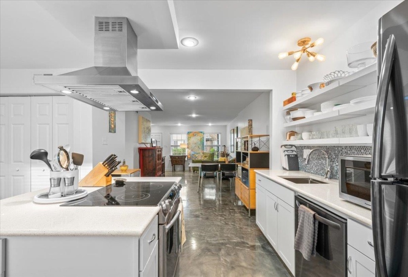 510 PEABODY SQ, Memphis, Tennessee 38104, 2 Bedrooms Bedrooms, 5 Rooms Rooms,1.1 BathroomsBathrooms,Residential,For Sale,PEABODY,10219817