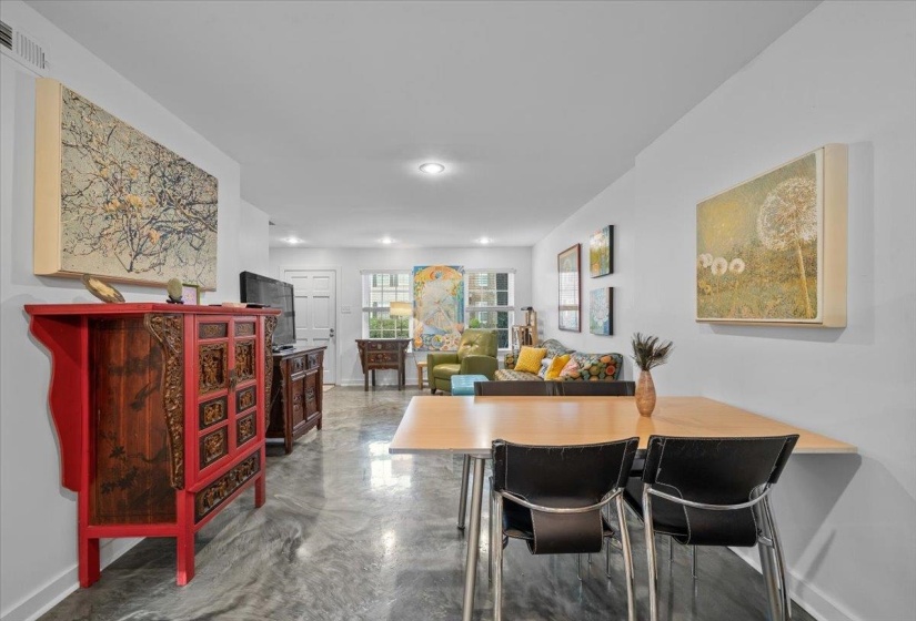 510 PEABODY SQ, Memphis, Tennessee 38104, 2 Bedrooms Bedrooms, 5 Rooms Rooms,1.1 BathroomsBathrooms,Residential,For Sale,PEABODY,10219817