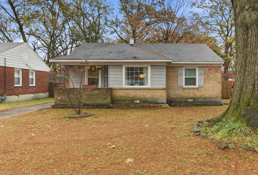566 READ ST, Memphis, Tennessee 38122, 4 Bedrooms Bedrooms, 7 Rooms Rooms,2 BathroomsBathrooms,Residential,For Sale,READ,10219828