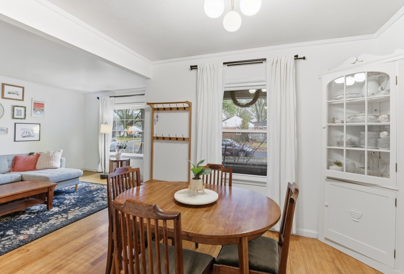 566 READ ST, Memphis, Tennessee 38122, 4 Bedrooms Bedrooms, 7 Rooms Rooms,2 BathroomsBathrooms,Residential,For Sale,READ,10219828