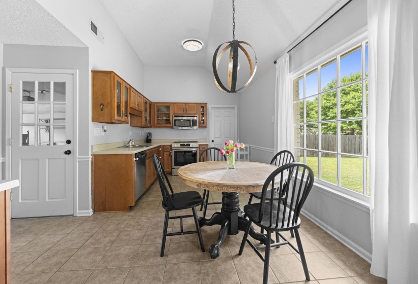 364 ROSE TRELLIS DR, Collierville, Tennessee 38017, 3 Bedrooms Bedrooms, 6 Rooms Rooms,2 BathroomsBathrooms,Residential,For Sale,ROSE TRELLIS,10219859