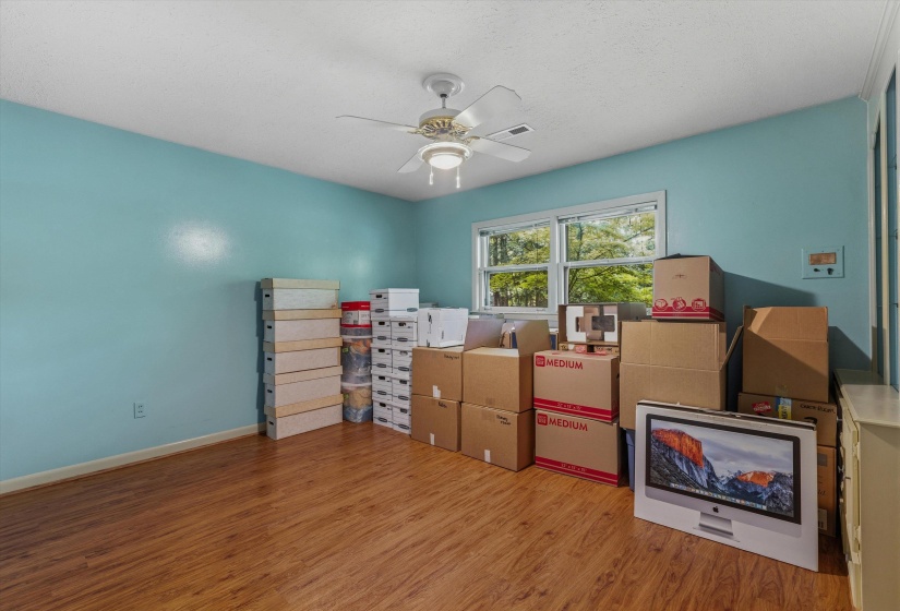 5476 SHADY GROVE TER, Memphis, Tennessee 38120, 4 Bedrooms Bedrooms, 9 Rooms Rooms,3.2 BathroomsBathrooms,Residential,For Sale,SHADY GROVE,10219860