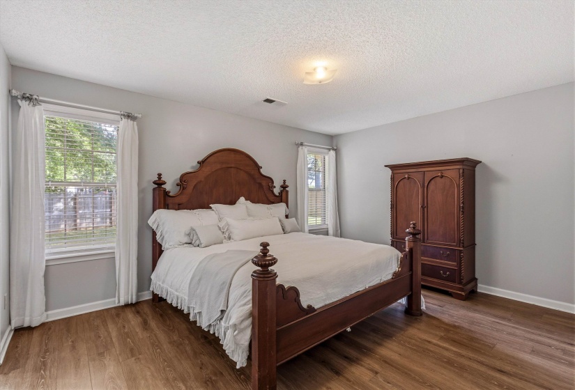 404 PURPLE FINCH CV, Collierville, Tennessee 38017, 3 Bedrooms Bedrooms, 5 Rooms Rooms,2 BathroomsBathrooms,Residential,For Sale,PURPLE FINCH,10219866