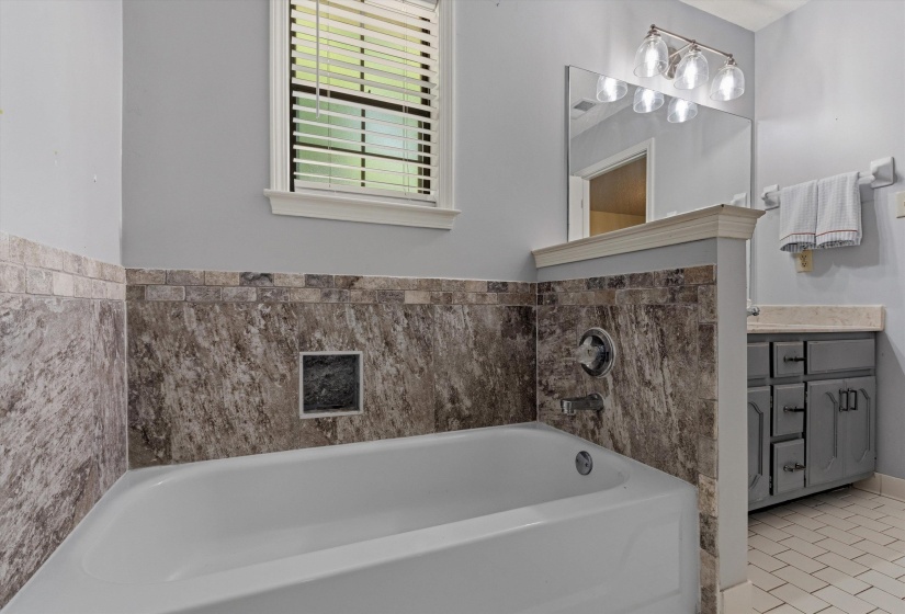 404 PURPLE FINCH CV, Collierville, Tennessee 38017, 3 Bedrooms Bedrooms, 5 Rooms Rooms,2 BathroomsBathrooms,Residential,For Sale,PURPLE FINCH,10219866