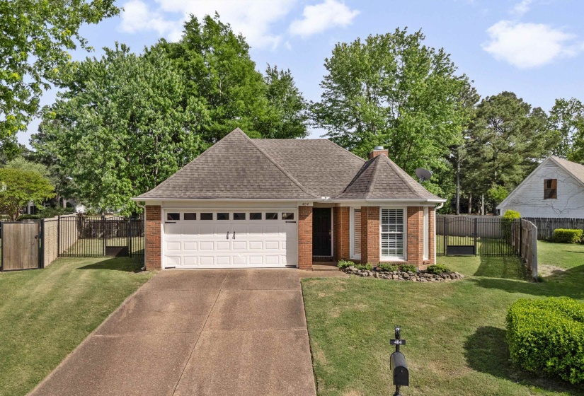 404 PURPLE FINCH CV, Collierville, Tennessee 38017, 3 Bedrooms Bedrooms, 5 Rooms Rooms,2 BathroomsBathrooms,Residential,For Sale,PURPLE FINCH,10219866