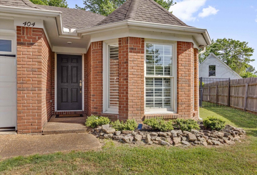 404 PURPLE FINCH CV, Collierville, Tennessee 38017, 3 Bedrooms Bedrooms, 5 Rooms Rooms,2 BathroomsBathrooms,Residential,For Sale,PURPLE FINCH,10219866