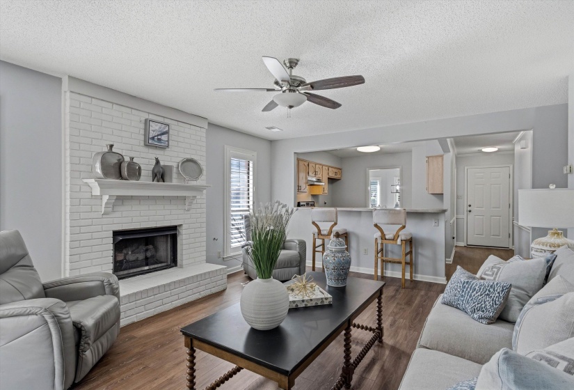 404 PURPLE FINCH CV, Collierville, Tennessee 38017, 3 Bedrooms Bedrooms, 5 Rooms Rooms,2 BathroomsBathrooms,Residential,For Sale,PURPLE FINCH,10219866