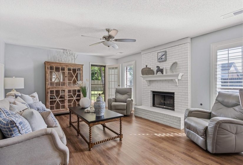 404 PURPLE FINCH CV, Collierville, Tennessee 38017, 3 Bedrooms Bedrooms, 5 Rooms Rooms,2 BathroomsBathrooms,Residential,For Sale,PURPLE FINCH,10219866