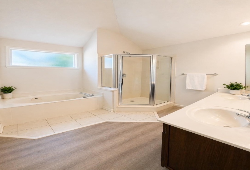 7420 DALWHINNIE TRL, Cordova, Tennessee 38018, 3 Bedrooms Bedrooms, 6 Rooms Rooms,2.1 BathroomsBathrooms,Rental Properties,For Sale,DALWHINNIE,10219895