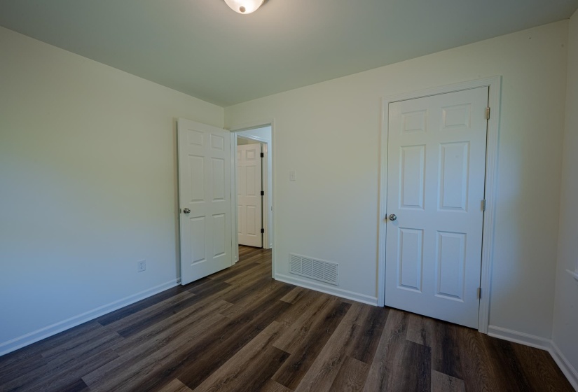 3560 CHARLES BARTLETT RD, Millington, Tennessee 38053, 3 Bedrooms Bedrooms, 5 Rooms Rooms,1 BathroomBathrooms,Residential,For Sale,CHARLES BARTLETT,10207974