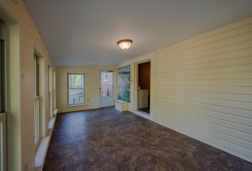 3560 CHARLES BARTLETT RD, Millington, Tennessee 38053, 3 Bedrooms Bedrooms, 5 Rooms Rooms,1 BathroomBathrooms,Residential,For Sale,CHARLES BARTLETT,10207974
