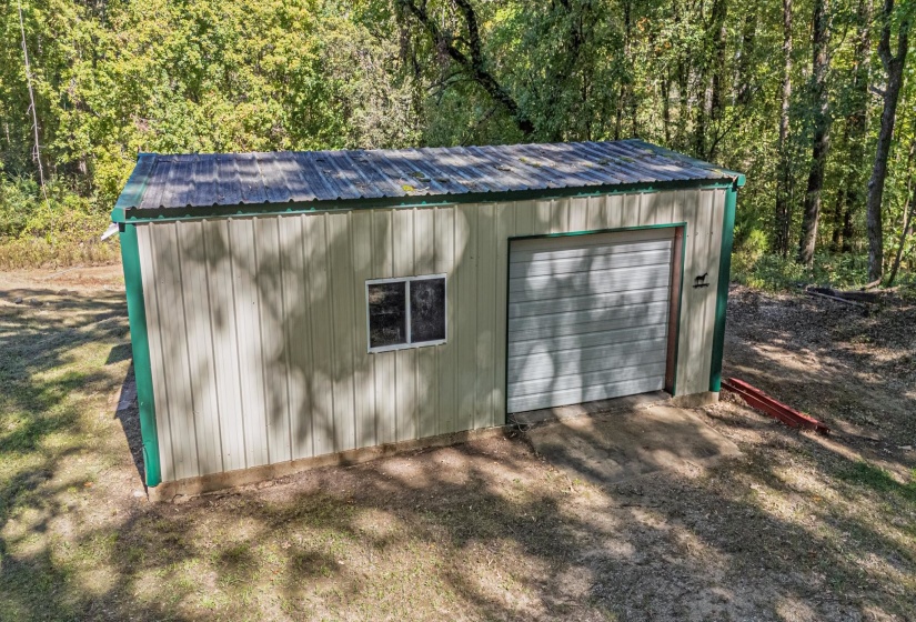 3560 CHARLES BARTLETT RD, Millington, Tennessee 38053, 3 Bedrooms Bedrooms, 5 Rooms Rooms,1 BathroomBathrooms,Residential,For Sale,CHARLES BARTLETT,10207974