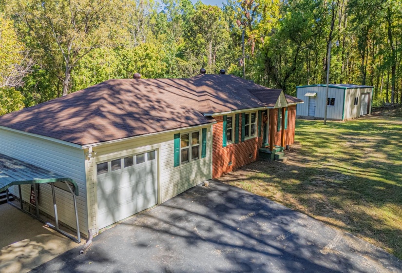 3560 CHARLES BARTLETT RD, Millington, Tennessee 38053, 3 Bedrooms Bedrooms, 5 Rooms Rooms,1 BathroomBathrooms,Residential,For Sale,CHARLES BARTLETT,10207974