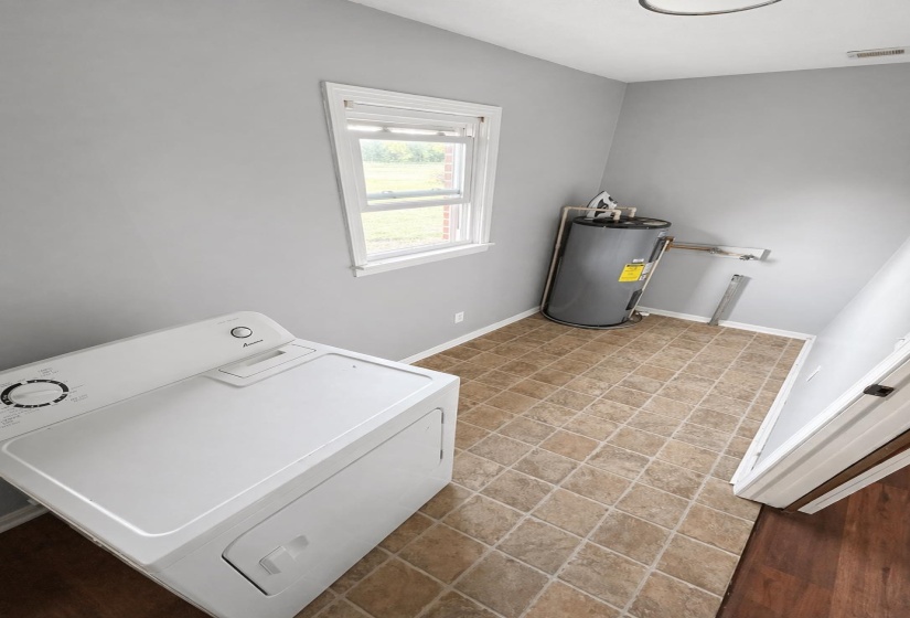 598 GILCHRIST RD, Adamsville, Tennessee 38310-4909, 4 Bedrooms Bedrooms, 8 Rooms Rooms,2 BathroomsBathrooms,Residential,For Sale,GILCHRIST,10219730