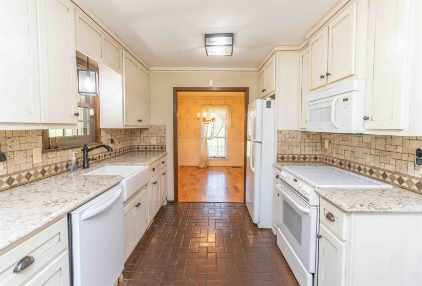 5311 HWY 57 HWY, Michie, Tennessee 38357, 3 Bedrooms Bedrooms, 8 Rooms Rooms,2 BathroomsBathrooms,Residential,For Sale,HWY 57,10219870