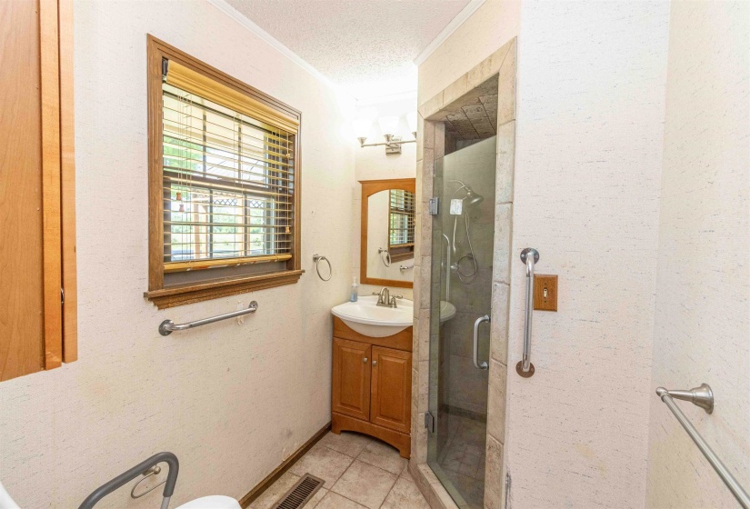 5311 HWY 57 HWY, Michie, Tennessee 38357, 3 Bedrooms Bedrooms, 8 Rooms Rooms,2 BathroomsBathrooms,Residential,For Sale,HWY 57,10219870