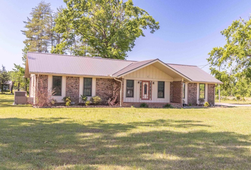 5311 HWY 57 HWY, Michie, Tennessee 38357, 3 Bedrooms Bedrooms, 8 Rooms Rooms,2 BathroomsBathrooms,Residential,For Sale,HWY 57,10219870