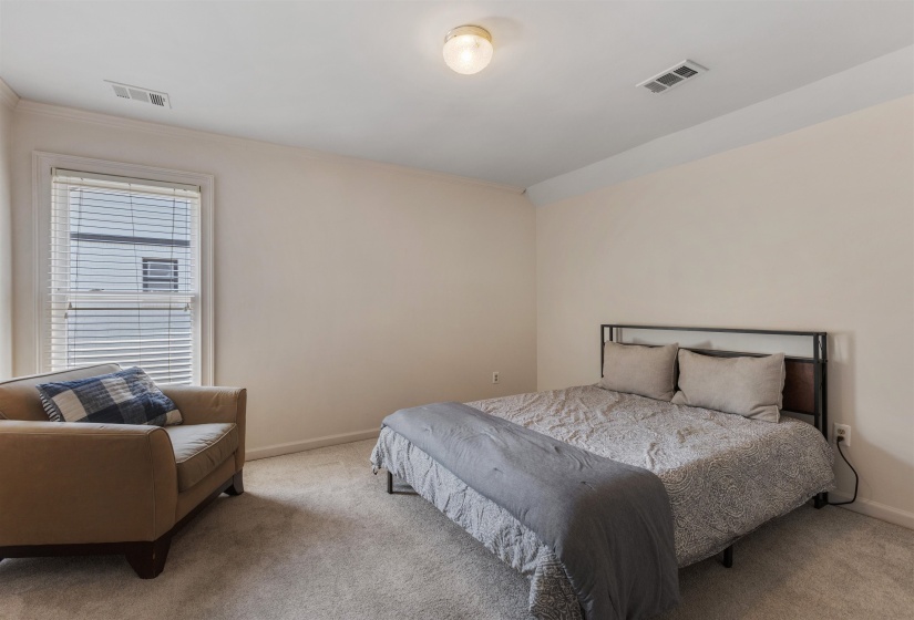 8106 MEADOW GLEN DR, Germantown, Tennessee 38138, 4 Bedrooms Bedrooms, 7 Rooms Rooms,3 BathroomsBathrooms,Residential,For Sale,MEADOW GLEN,10219871