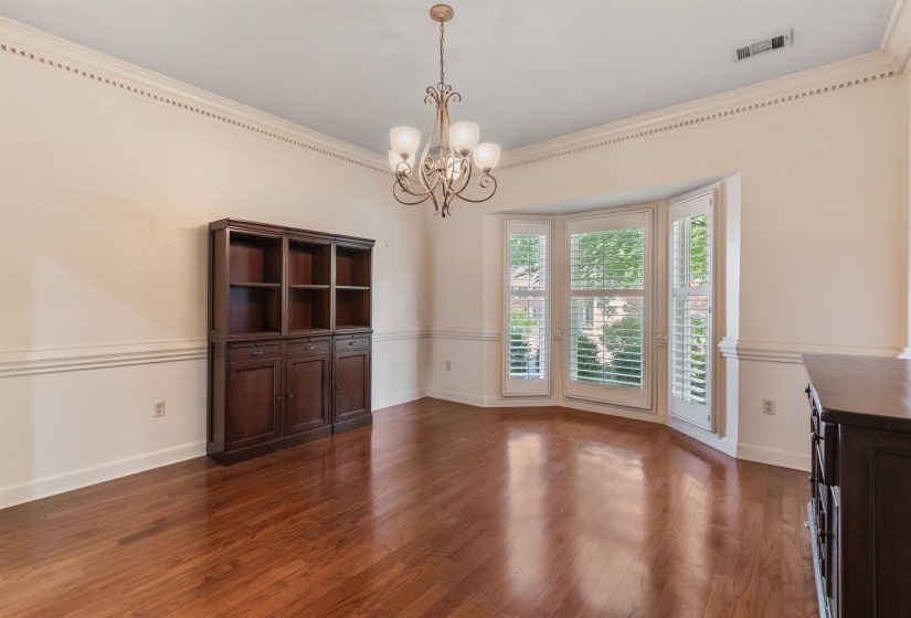 8106 MEADOW GLEN DR, Germantown, Tennessee 38138, 4 Bedrooms Bedrooms, 7 Rooms Rooms,3 BathroomsBathrooms,Residential,For Sale,MEADOW GLEN,10219871