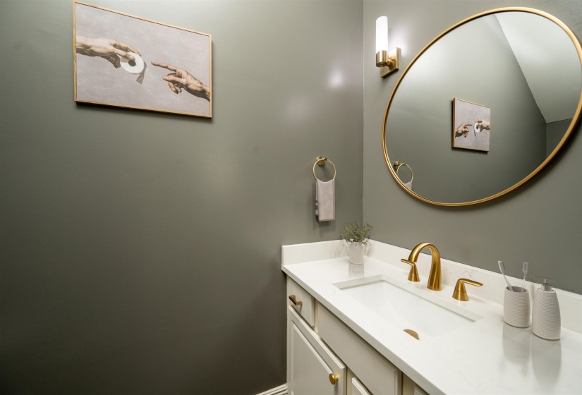 140 MARINA POINT LN, Memphis, Tennessee 38103, 3 Bedrooms Bedrooms, 6 Rooms Rooms,2.1 BathroomsBathrooms,Residential,For Sale,MARINA POINT,10219876