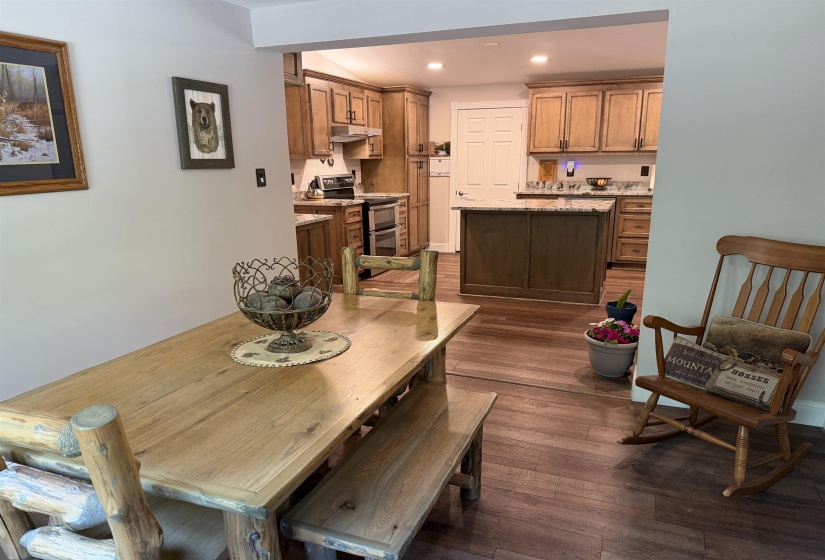 1212 ELVIN WEEKS RD, Bethel Springs, Tennessee 38315, 3 Bedrooms Bedrooms, 9 Rooms Rooms,2 BathroomsBathrooms,Residential,For Sale,ELVIN WEEKS,10219878