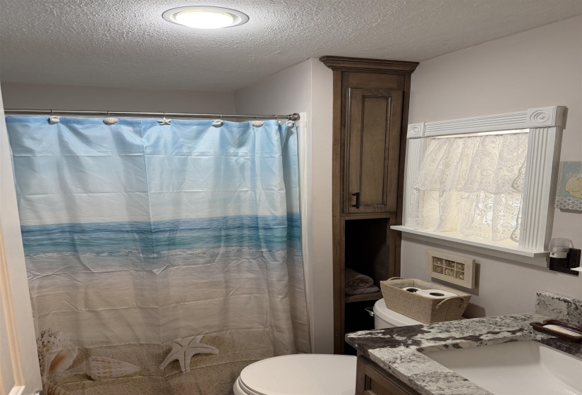 1212 ELVIN WEEKS RD, Bethel Springs, Tennessee 38315, 3 Bedrooms Bedrooms, 9 Rooms Rooms,2 BathroomsBathrooms,Residential,For Sale,ELVIN WEEKS,10219878