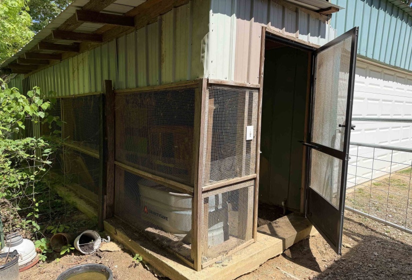 1212 ELVIN WEEKS RD, Bethel Springs, Tennessee 38315, 3 Bedrooms Bedrooms, 9 Rooms Rooms,2 BathroomsBathrooms,Residential,For Sale,ELVIN WEEKS,10219878