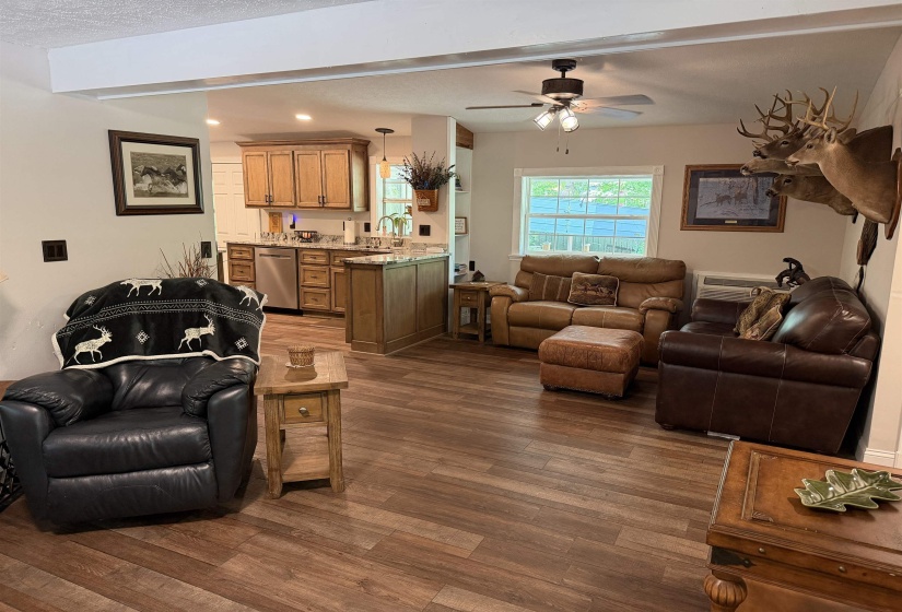 1212 ELVIN WEEKS RD, Bethel Springs, Tennessee 38315, 3 Bedrooms Bedrooms, 9 Rooms Rooms,2 BathroomsBathrooms,Residential,For Sale,ELVIN WEEKS,10219878