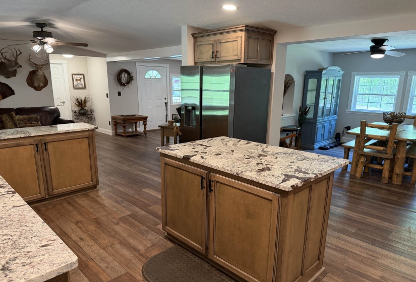 1212 ELVIN WEEKS RD, Bethel Springs, Tennessee 38315, 3 Bedrooms Bedrooms, 9 Rooms Rooms,2 BathroomsBathrooms,Residential,For Sale,ELVIN WEEKS,10219878